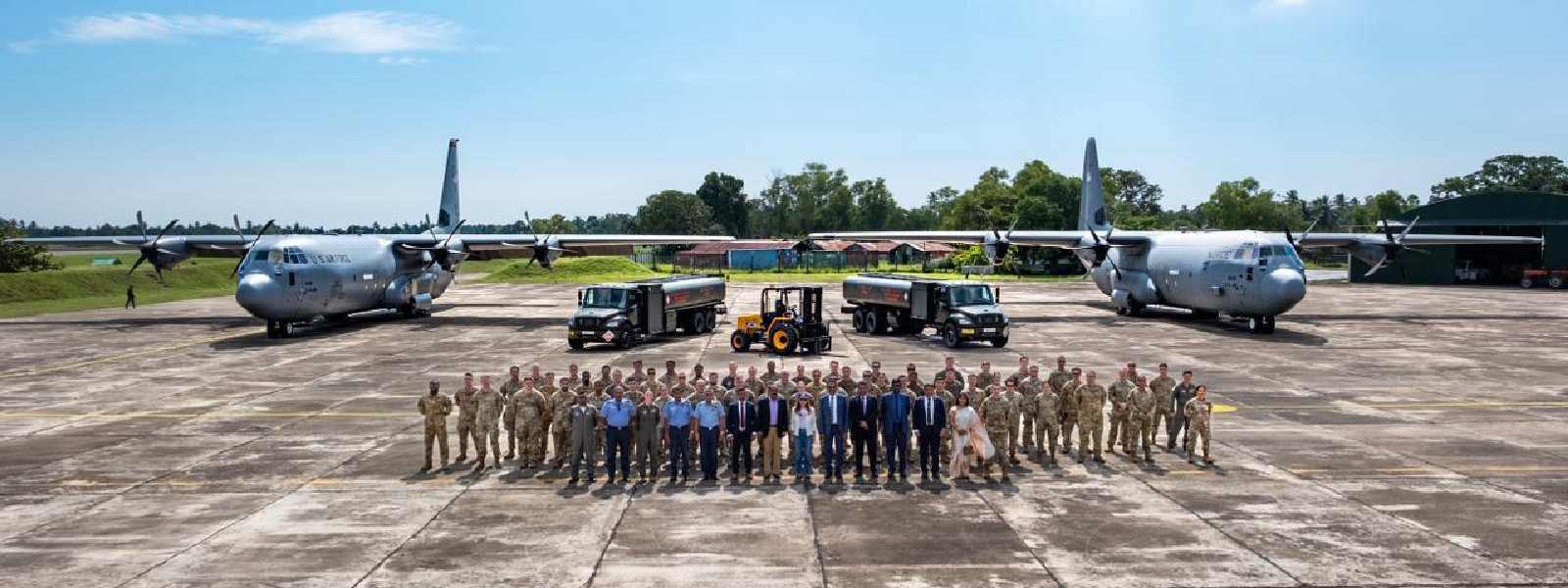 අම‍ෙරිකානු ගුවන් හමුදා යානා දෙකක් කටුනායකට.